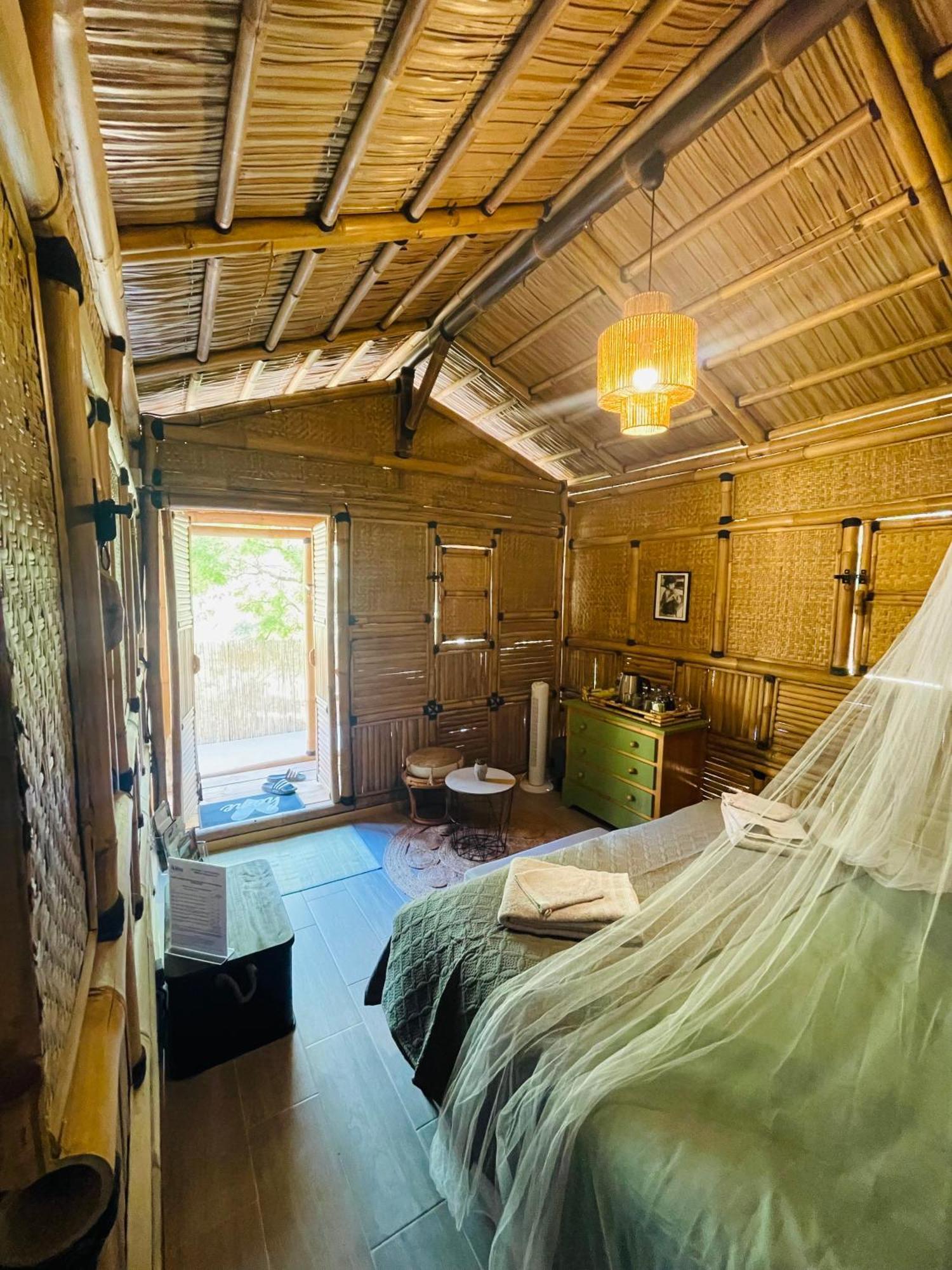Suite Bambou Bien-Etre A Bali - Le Soleil Des Cevennes Saint-Jean-du-Gard Exterior foto